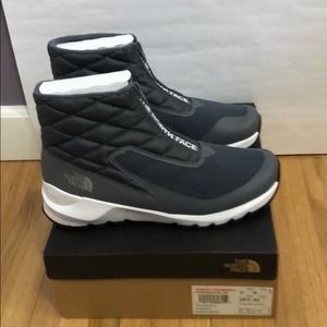 New Thermoball Zip Winter Shoes